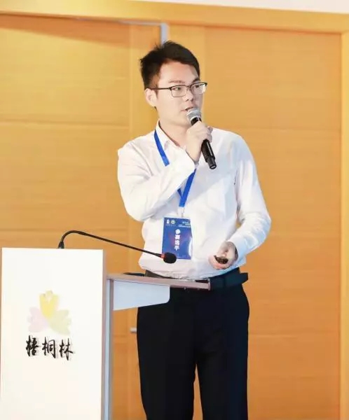下载.webp.jpg